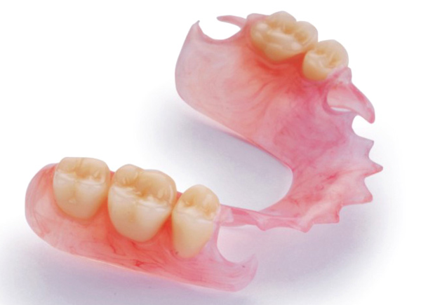 nejlonovye zubnye protezy 1